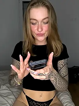 Goldloeckchen159 online show from 04-22-26, 07:48