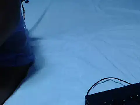 Snapshot of Gweneve chatting on 03-12-25, 09:03 Gweneve online show from 03-12-25, 09:03