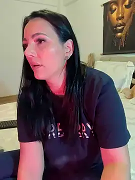 ReiyaRey online show from 04-13-26, 03:39