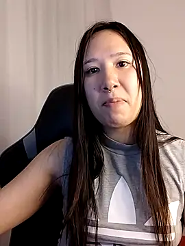 Snapshot of Japabaixinha chatting on 02-17-25, 12:54 Japabaixinha online show from 02-17-25, 12:54