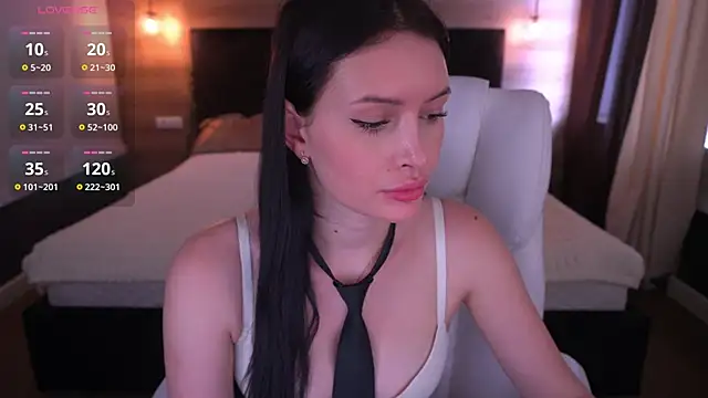 MilaSecrett online show from 09-12-25, 01:00