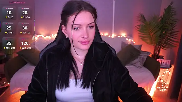 MilaSecrett online show from 03-14-26, 01:49