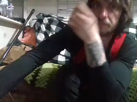 Snapshot of RynoVonHugenDONG chatting on 12-29-24, 10:56 RynoVonHugenDONG online show from 12-29-24, 10:56