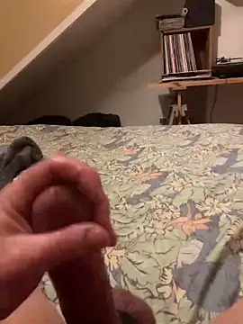 Snapshot of LivingLegend1978 chatting on 01-22-25, 05:06 LivingLegend1978 online show from 01-22-25, 05:06