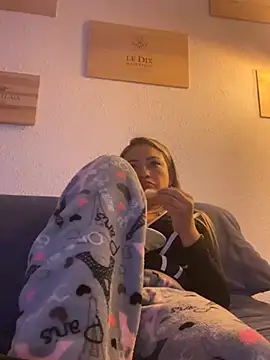 Afroditecash online show from 02-18-25, 06:37