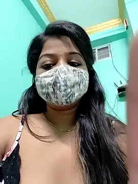 Snapshot of Monalisa_Singh chatting on 01-08-25, 02:03 Monalisa Singh online show from 01-08-25, 02:03