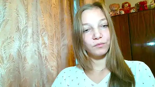 EmillyPlay online show from 11-12-25, 06:58