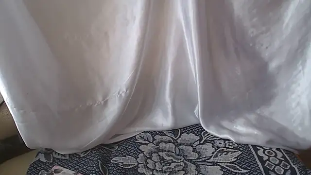 Burberrry  online show from 03-12-26, 01:17