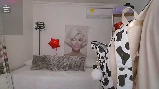 SALOOMEE   online show from 03-18-25, 11:52