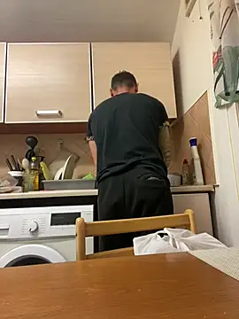 Snapshot of Yourhotboy_42 chatting on 03-04-25, 07:11 Yourhotboy 42 online show from 03-04-25, 07:11