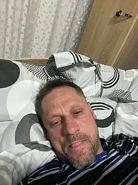 Snapshot of Yourhotboy_42 chatting on 03-22-25, 07:42 Yourhotboy 42 online show from 03-22-25, 07:42