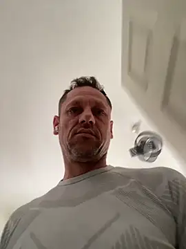 Snapshot of Yourhotboy_42 chatting on 10-05-25, 11:52 Yourhotboy 42 online show from 10-05-25, 11:52