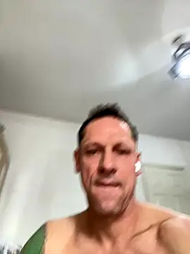 Snapshot of Yourhotboy_42 chatting on 10-11-25, 10:58 Yourhotboy 42 online show from 10-11-25, 10:58