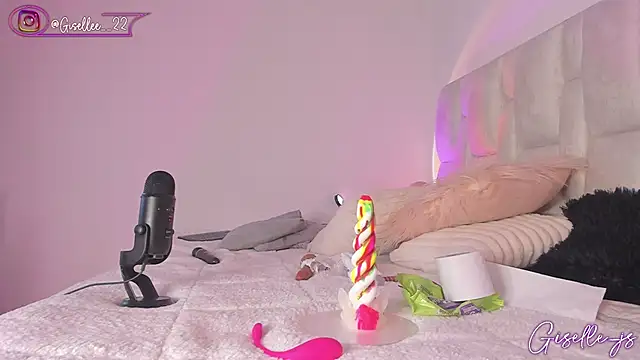 giselle js online show from 12-22-24, 08:14