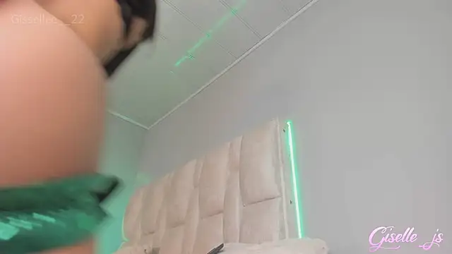 giselle js online show from 03-17-25, 04:11