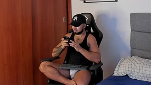 ethaanjones online show from 11-24-25, 08:19