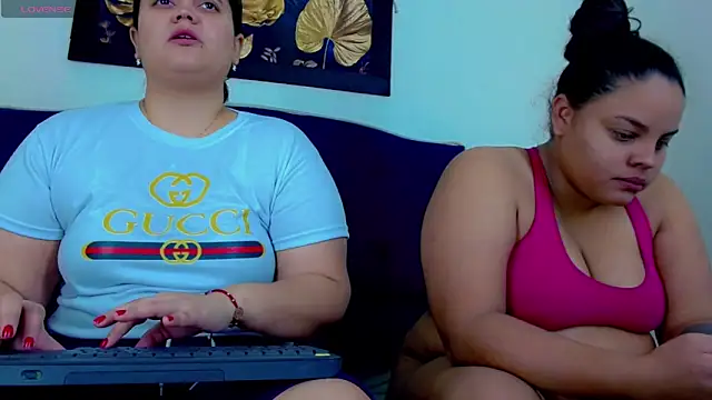 brunnette hot online show from 11-23-25, 11:32