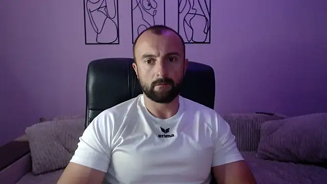 brindlefly6969 online show from 07-04-26, 10:43