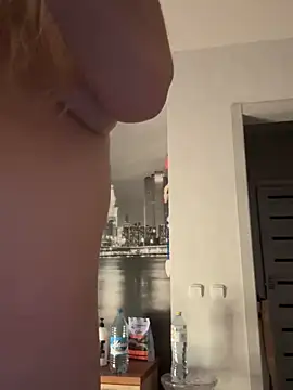 Adelina0001 online show from 12-03-25, 02:52