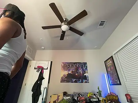 4EVAGLACIERS online show from 11-28-25, 04:59