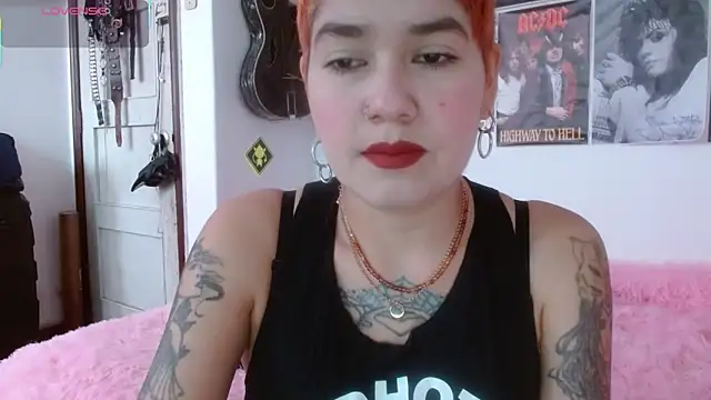 Snapshot of star_of_morning_666 chatting on 11-06-25, 02:07 star of morning 666 online show from 11-06-25, 02:07