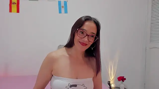 Jessica Herrera  online show from 07-18-26, 01:15