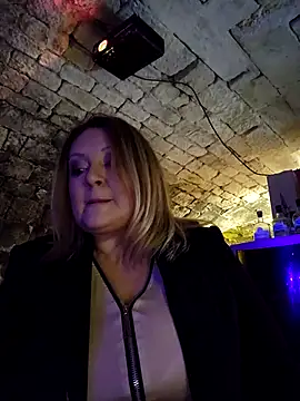 lady charlyne online show from 11-28-25, 08:22