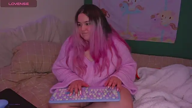 Freakcute  online show from 02-26-25, 10:31