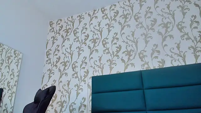 Michael magno online show from 12-26-24, 04:25