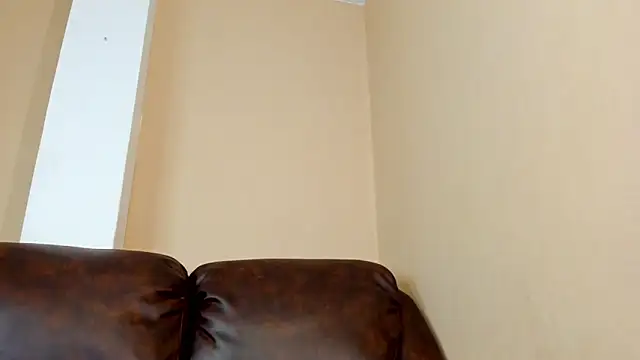 Michael magno online show from 11-26-25, 01:39