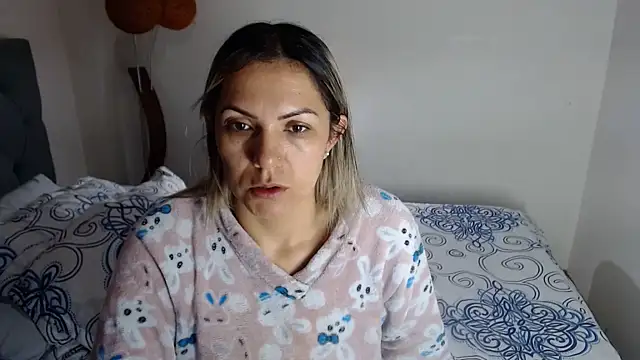 Chantal hott online show from 06-09-26, 10:27