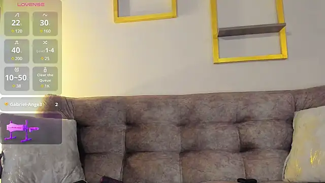 Salome Villa online show from 02-05-25, 09:40