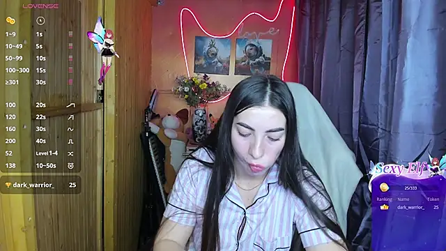 Fiery Brunette  online show from 01-01-25, 06:58