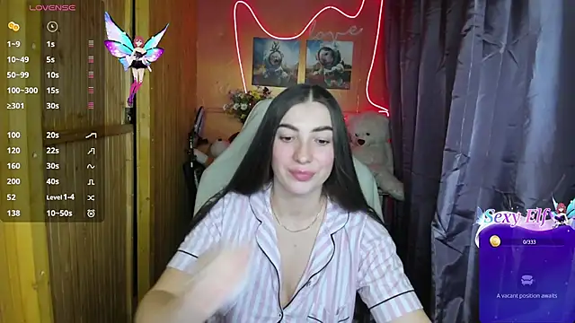 Fiery Brunette  online show from 01-08-25, 01:32