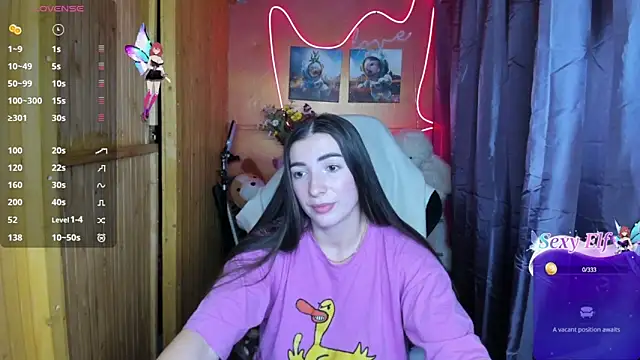 Fiery Brunette  online show from 01-09-25, 05:54