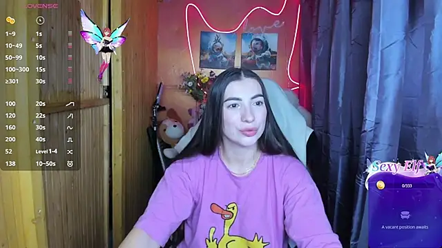 Fiery Brunette  online show from 01-11-25, 02:04