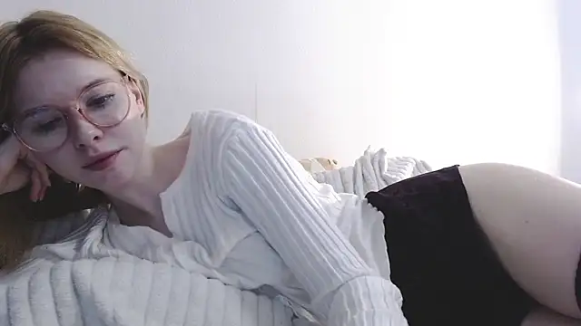 Snapshot of Sataobby chatting on 12-10-24, 05:11 Sataobby online show from 12-10-24, 05:11