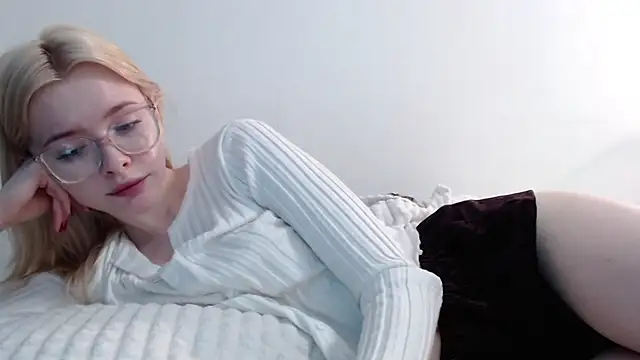 Snapshot of Sataobby chatting on 01-26-25, 07:31 Sataobby online show from 01-26-25, 07:31