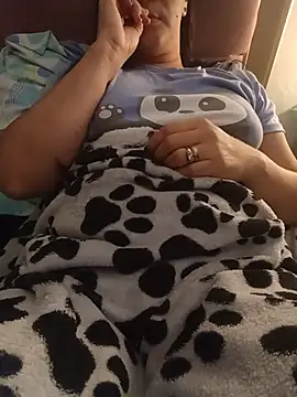 BitterMomXxx online show from 07-29-26, 02:43