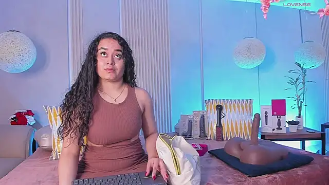 sabrina shark  online show from 03-11-26, 02:28