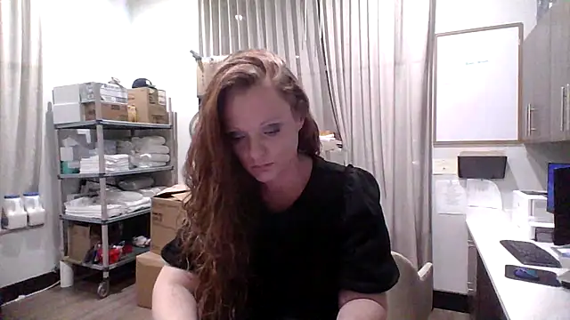 Snapshot of sexiginger22 chatting on 02-10-26, 10:30 sexiginger22 online show from 02-10-26, 10:30