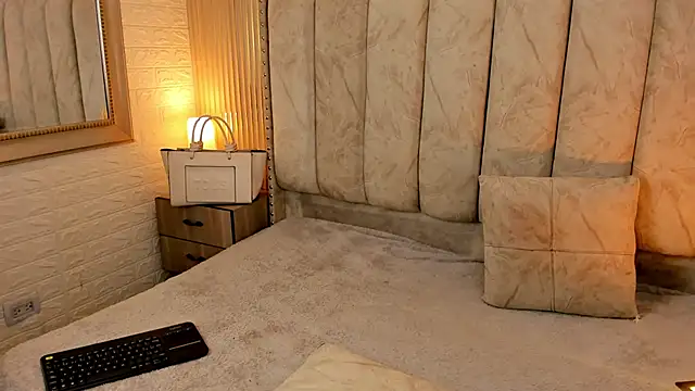 catalina  23 online show from 09-29-25, 09:08