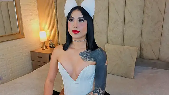 catalina  23 online show from 10-26-25, 02:12