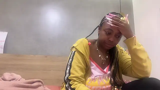 ChocolateCakeQueen online show from 05-19-26, 03:35