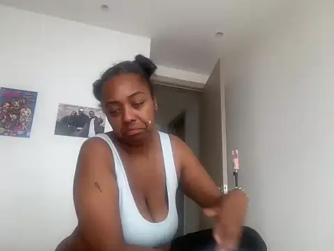 ChocolateCakeQueen online show from 07-02-26, 02:12