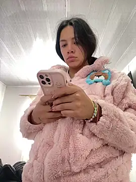 hannahb-e online show from 02-17-26, 04:24