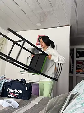 hannahb-e online show from 03-25-26, 03:40