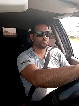 hecwil8 online show from 10-23-25, 05:01