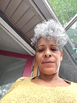 Snapshot of CeceilaMoon chatting on 06-25-26, 04:11 CeceilaMoon online show from 06-25-26, 04:11