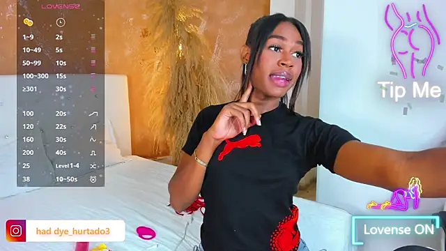 shenielxx online show from 03-05-26, 05:03